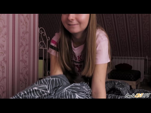 ❤️ Blondie sugit eam BFF est penitus et accipit Cum in ore suo ☑  at porn la.porn-mz.ru